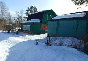 Дом 30м&sup2;, 2-этажный, участок 10 сот.  