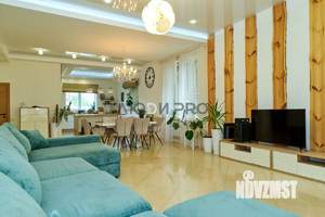 Коттедж 263м², 2-этажный, участок 8 сот.  