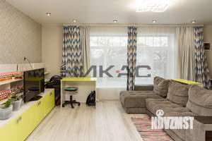 Дом 98м&sup2;, 2-этажный, участок 10 сот.  