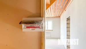 Дом 210м&sup2;, 3-этажный, участок 9 сот.  