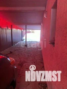 Дом 424м&sup2;, 3-этажный, участок 6 сот.  