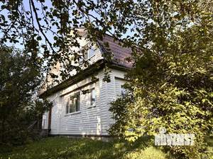 Дом 170м&sup2;, 2-этажный, участок 15 сот.  