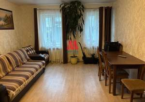 Дом 180м², 2-этажный, участок 6 сот.  