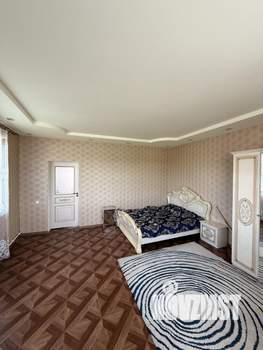 Коттедж 280м², 3-этажный, участок 8 сот.  