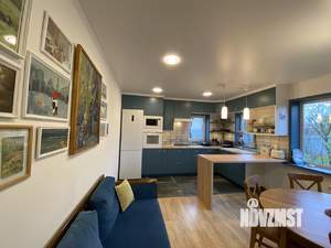 Дом 170м&sup2;, 2-этажный, участок 15 сот.  