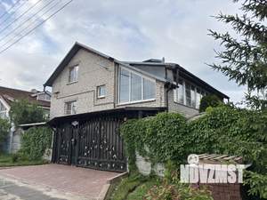 Коттедж 254м&sup2;, 2-этажный, участок 6 сот.  