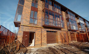 Дом 214м&sup2;, 3-этажный, участок 0 сот.  