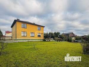 Дом 232м&sup2;, 2-этажный, участок 10 сот.  