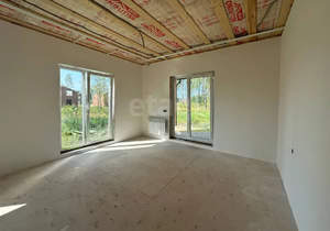 Дом 80м&sup2;, 2-этажный, участок 10 сот.  