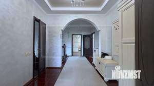 Коттедж 341м&sup2;, 3-этажный, участок 7 сот.  