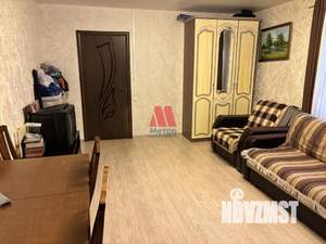 Коттедж 180м², 2-этажный, участок 6 сот.  