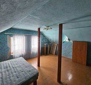 Дом 90м&sup2;, 2-этажный, участок 3 сот.  