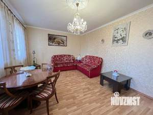 Дом 221м², 2-этажный, участок 5 сот.  