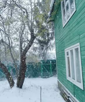 Дом 72м&sup2;, 2-этажный, участок 6 сот.  