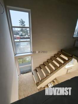 Дом 315м&sup2;, 3-этажный, участок 4 сот.  