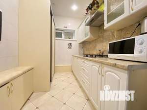 Дом 290м², 3-этажный, участок 5 сот.  