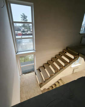 Дом 315м&sup2;, 3-этажный, участок 4 сот.  