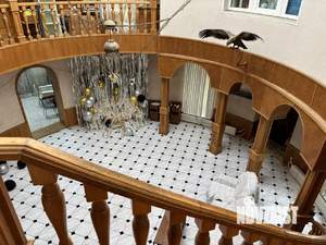 Коттедж 800м&sup2;, 3-этажный, участок 10 сот.  