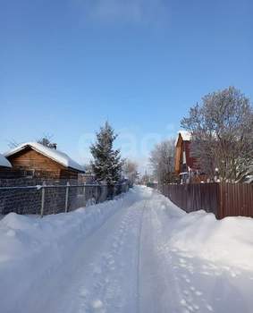 Дом 10м&sup2;, 2-этажный, участок 5 сот.  