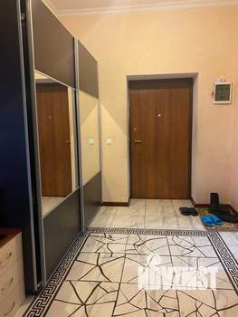 Коттедж 380м², 2-этажный, участок 7 сот.  