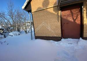 Дом 40м&sup2;, 2-этажный, участок 4 сот.  