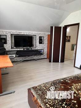 Коттедж 254м², 3-этажный, участок 6 сот.  