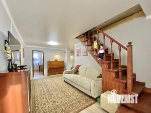 Дом 197м², 2-этажный, участок 8 сот.  