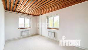 Дом 210м&sup2;, 3-этажный, участок 9 сот.  