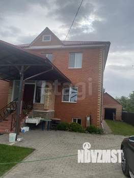 Дом 341м², 3-этажный, участок 6 сот.  