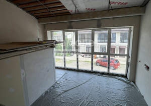 Дом 5984м&sup2;, 3-этажный, участок 1 сот.  