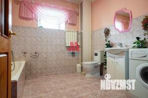 Дом 356м², 3-этажный, участок 12 сот.  