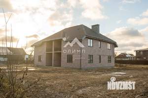 Таунхаус 140м&sup2;, 2-этажный, участок 5 сот.  