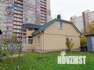 Дом 160м², 2-этажный, участок 10 сот.  