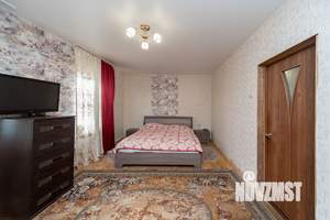 Дом 147м&sup2;, 2-этажный, участок 9 сот.  