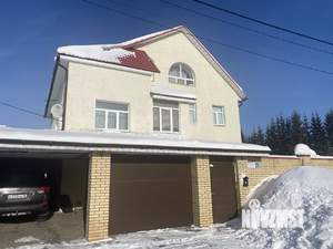 Дом 424м&sup2;, 3-этажный, участок 6 сот.  