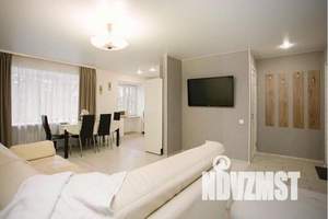 2-к квартира, посуточно, 44м2, 4/4 этаж