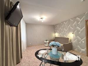 1-к квартира, посуточно, 53м2, 1/1 этаж