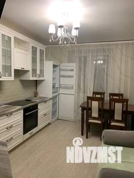 1-к квартира, посуточно, 43м2, 12/17 этаж