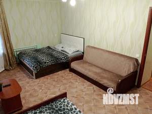 1-к квартира, посуточно, 43м2, 1/12 этаж