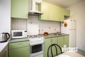 1-к квартира, посуточно, 33м2, 6/9 этаж