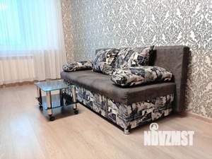 1-к квартира, посуточно, 40м2, 3/8 этаж