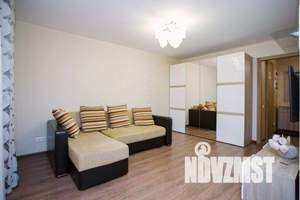 2-к квартира, посуточно, 52м2, 1/18 этаж