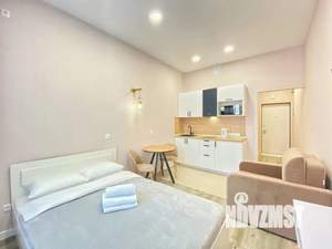 Студия квартира, посуточно, 22м2, 1/10 этаж