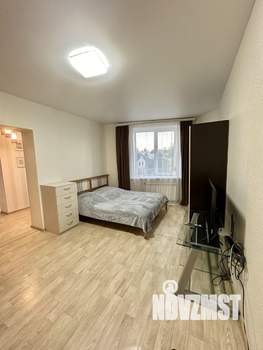 1-к квартира, посуточно, 40м2, 2/4 этаж