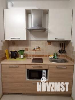 Студия квартира, посуточно, 20м2, 10/17 этаж