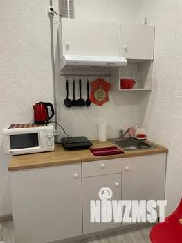 Студия квартира, посуточно, 17м2, 1/4 этаж