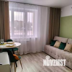 1-к квартира, посуточно, 40м2, 2/10 этаж