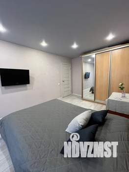2-к квартира, посуточно, 45м2, 5/5 этаж