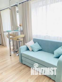 Студия квартира, посуточно, 28м2, 5/17 этаж