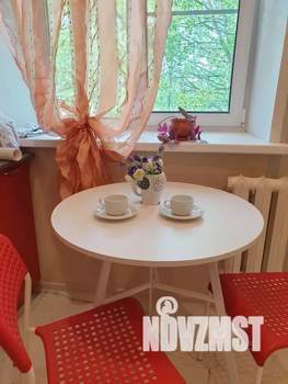 2-к квартира, посуточно, 48м2, 5/5 этаж